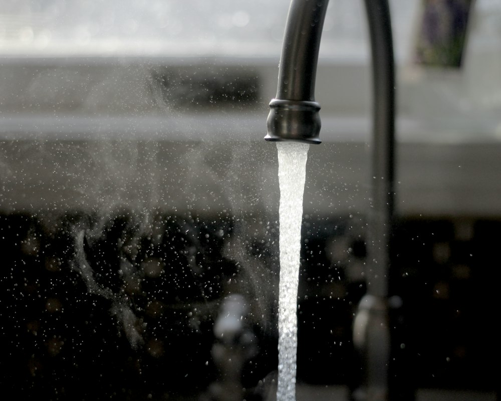Water running from a kitchen tap