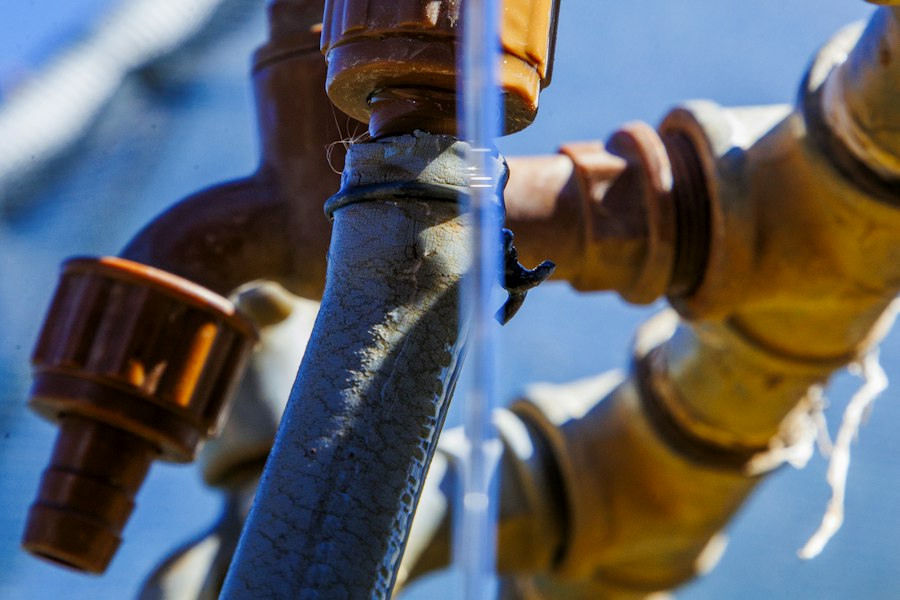 Water flowing through pipes and taps